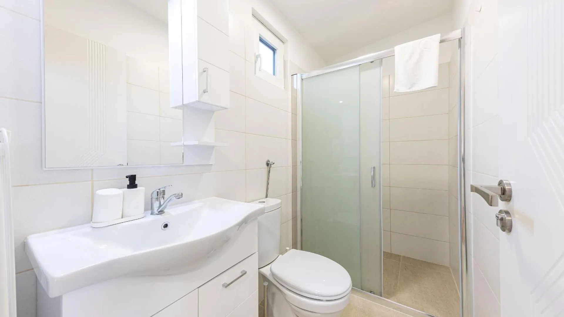 Camping Karin - Bungalow Magoro Donji Karin Holiday home