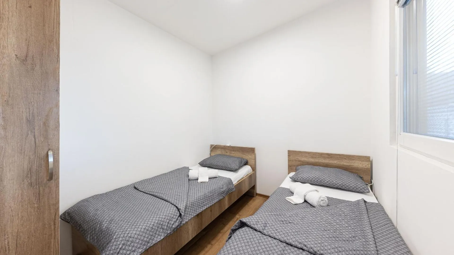Camping Karin - Bungalow Magoro Donji Karin Holiday home